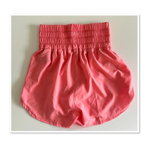 Nike Dri-Fit Ultra High-Waisted Brief-Lined Shorts - Picture 3 of 11